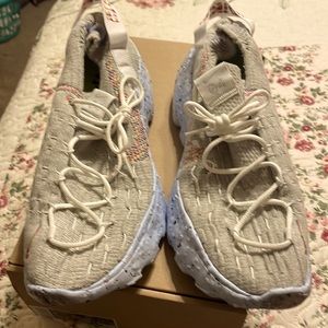 Nike Space Hippie 04 Size 9